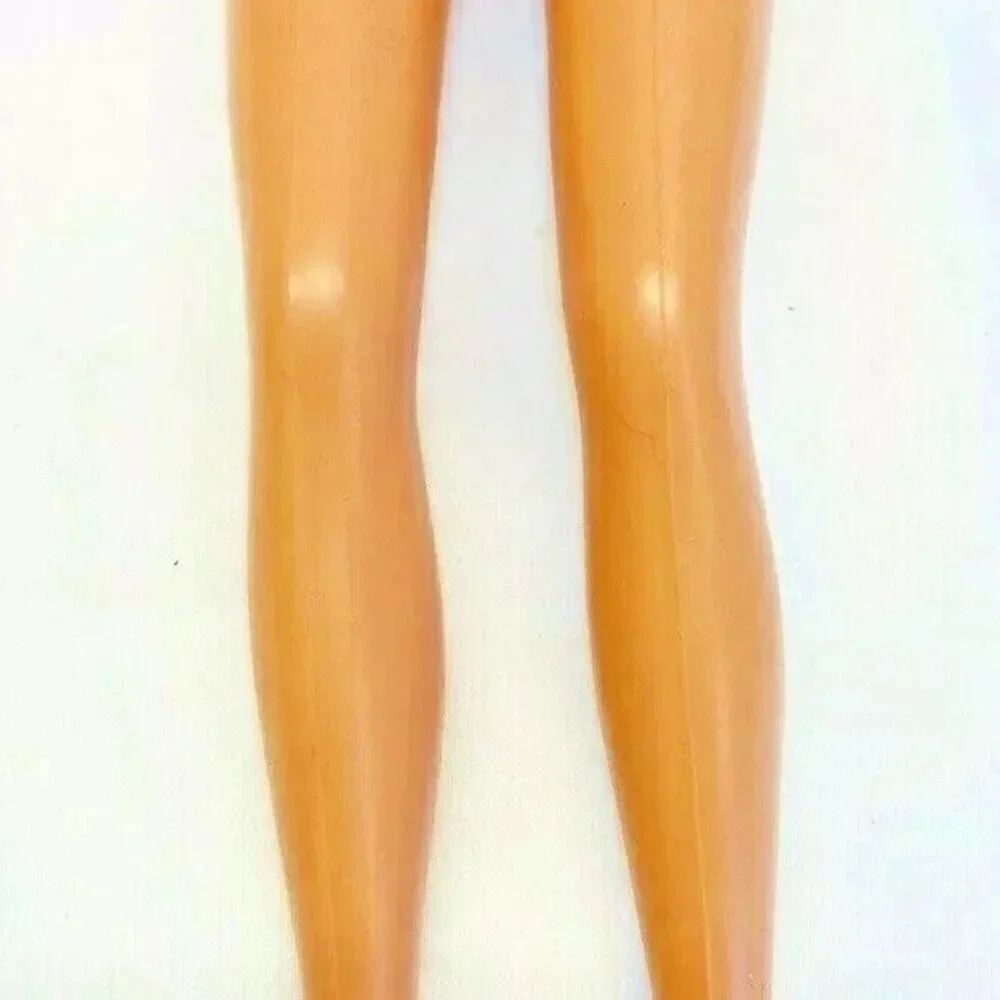 MATTEL BARBIE Doll Blonde Hair Blue Eyes 3 Piece Outfit 12